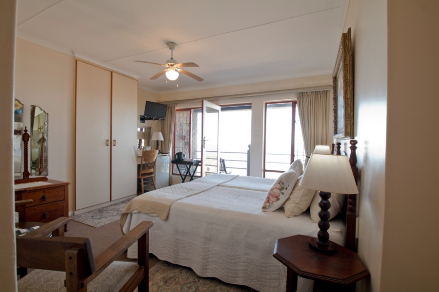 11 Bedroom Property for Sale in Dana Bay Western Cape